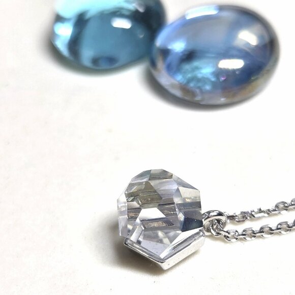 Authentic Swarovski Solitaire Clear Crystal Single Stone Necklace Silver Tone - Picture 8 of 11